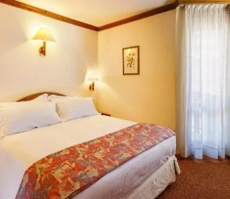 Alaska Aparthotel *